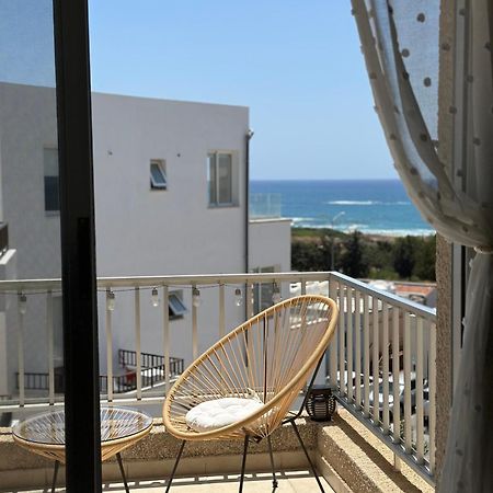 Sea View Apartment Near The Beach Paphos Eksteriør bilde
