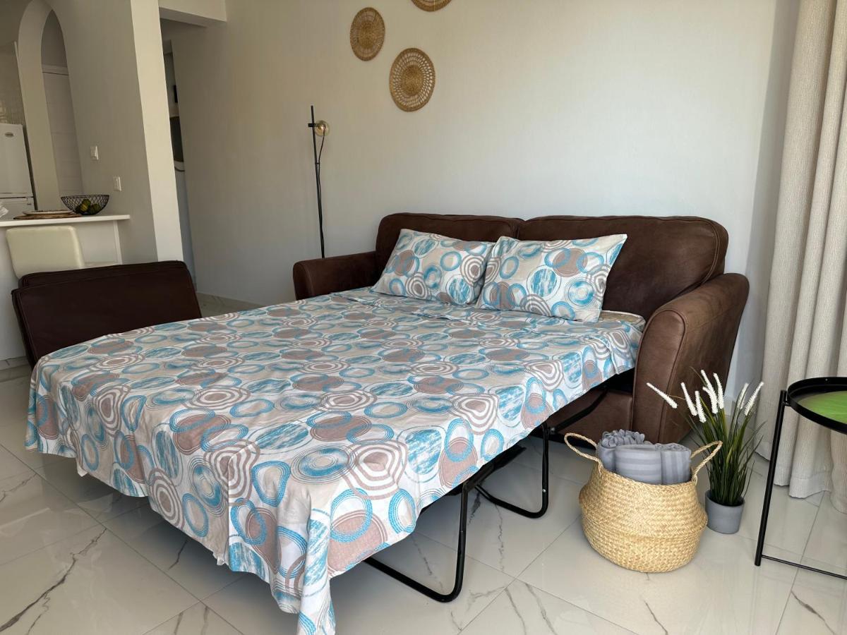 Sea View Apartment Near The Beach Paphos Eksteriør bilde